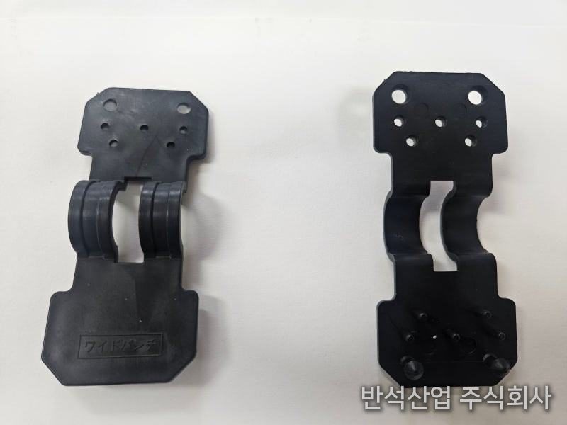 방풍망 고정용 펀치의 예 (앞, 뒤)
